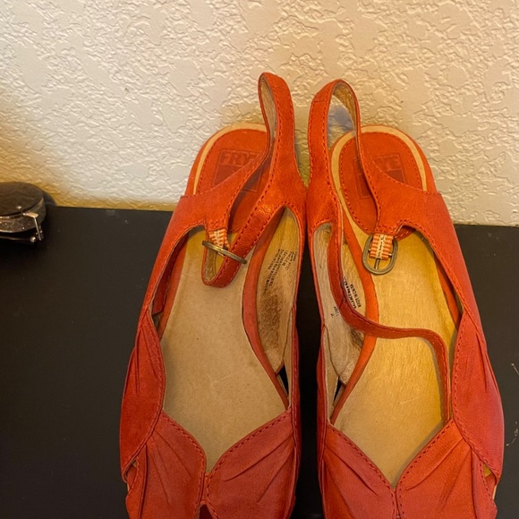 RARE Vintage Aged Rust Leather FRYE wooden Platforms Blair Peep Size 7 - Picture 7 of 14